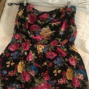 Pretty Floral Halter Mini Dress Size Large